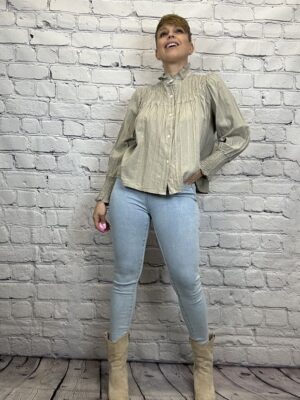 Pantalón vaquero pitillo de tiro medio